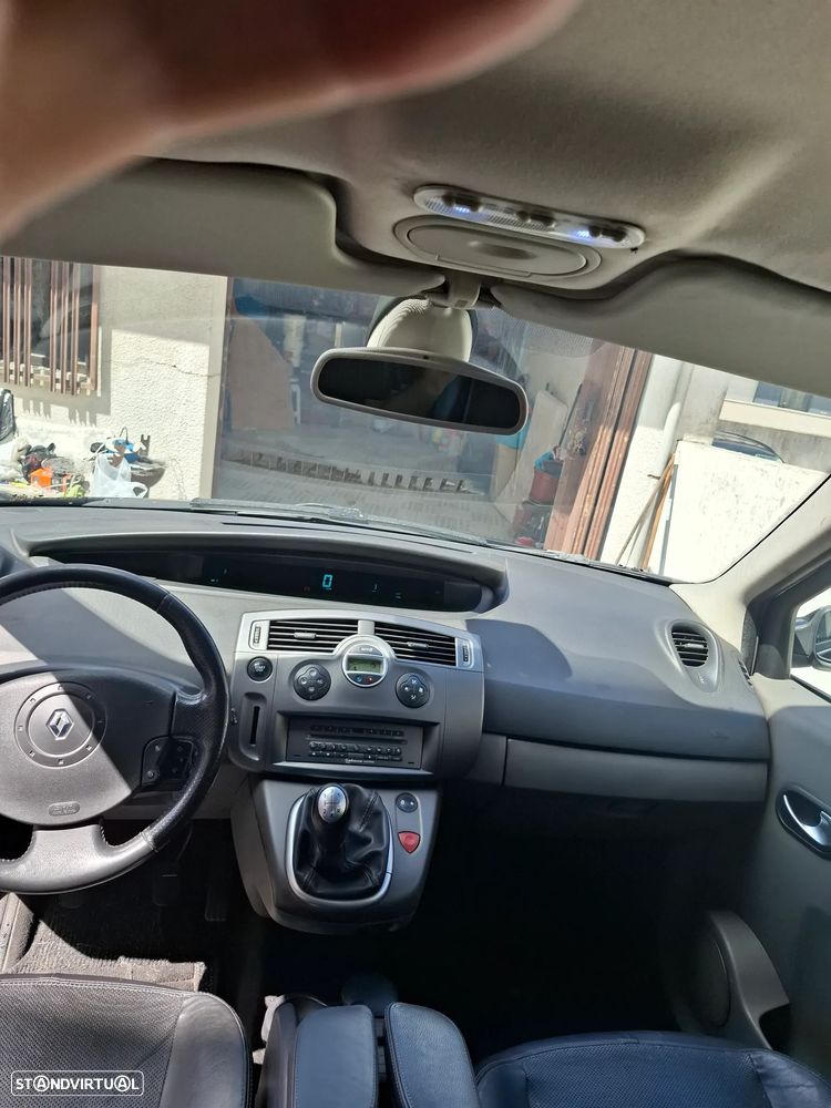 Renault Scénic 1.5 dCi Dynamique S - 13