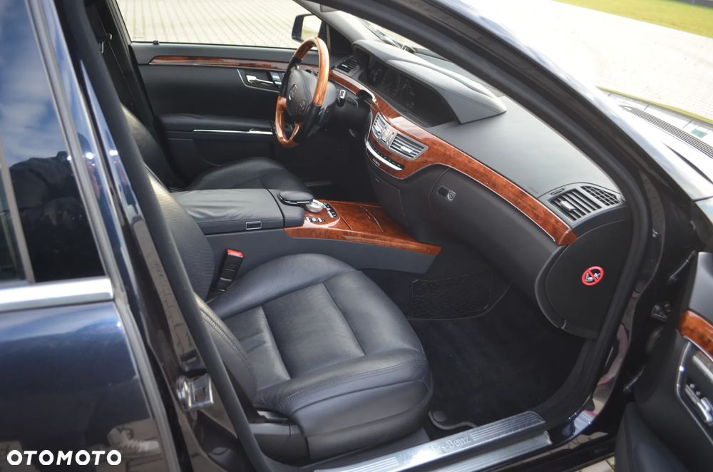 Mercedes-Benz Klasa S 350 CDI 4Matic DPF 7G-TRONIC BlueEFFICIENCY - 32