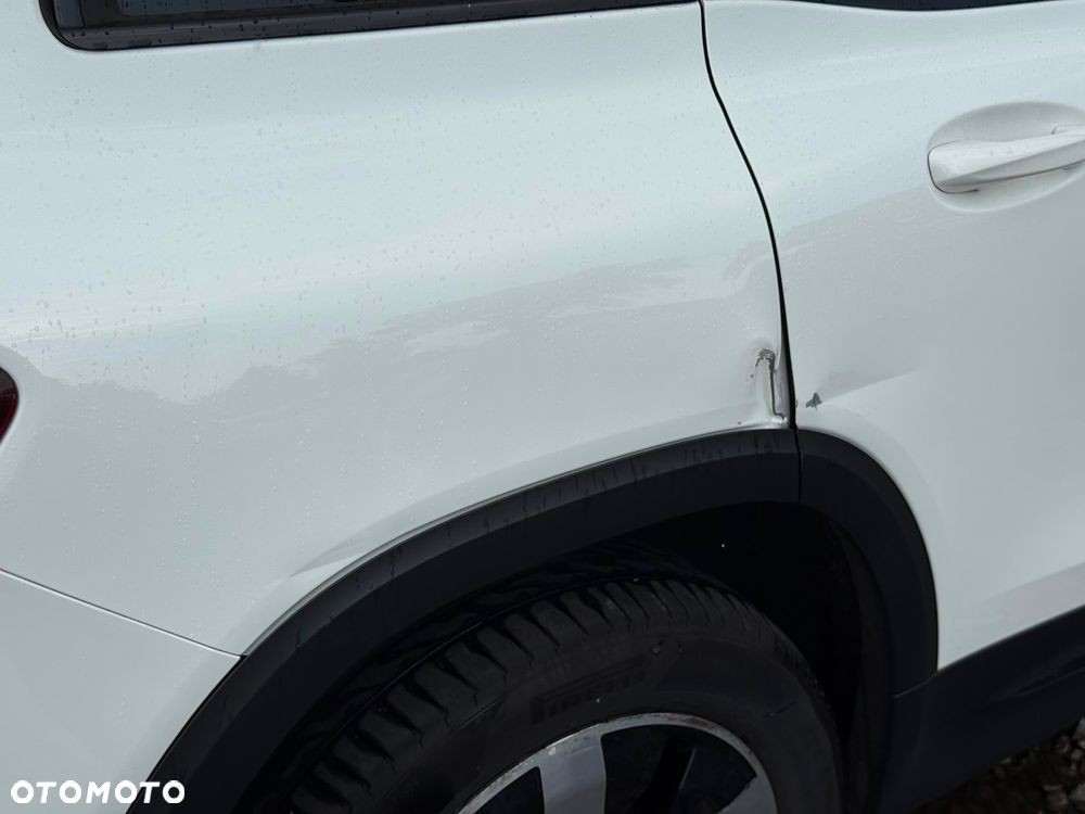 Mercedes-Benz GLB 180 7G-DCT - 11