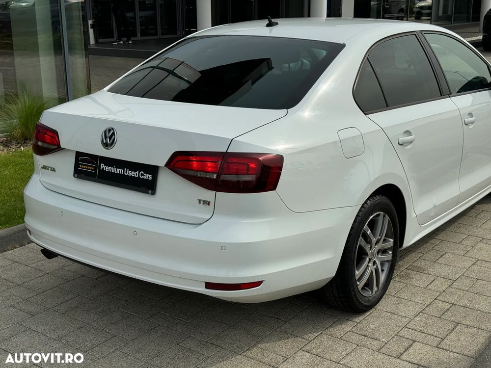 Volkswagen Jetta 1.2 TSI Comfortline - 9