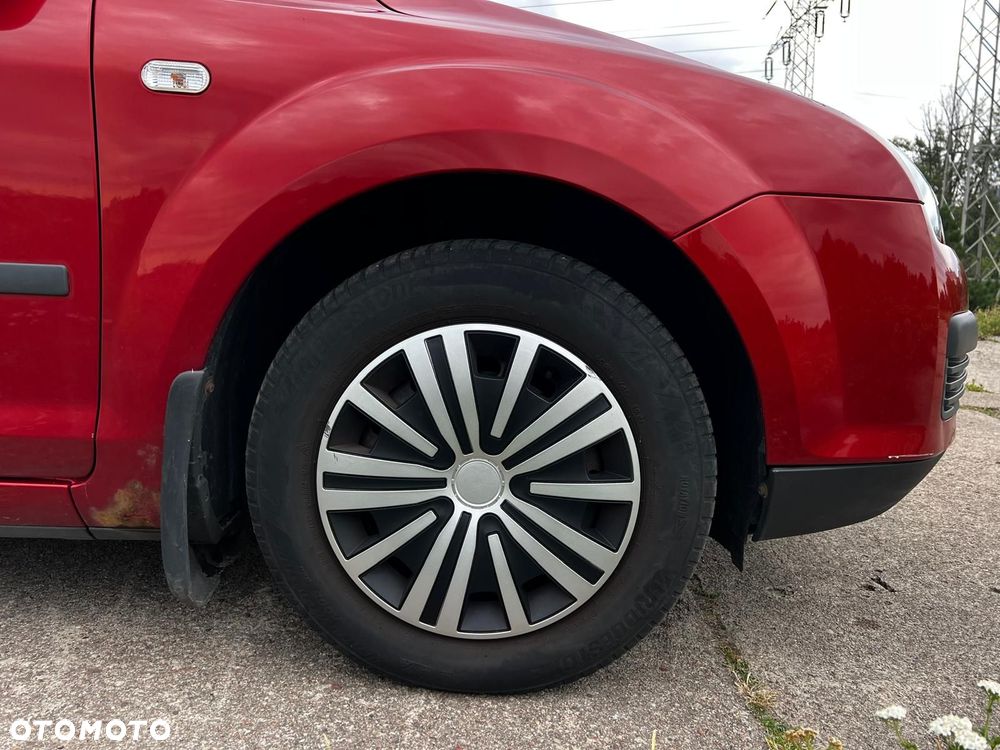Ford Focus 1.6 Ambiente - 18