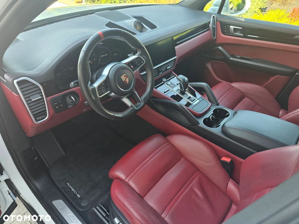 Porsche Cayenne Standard - 8