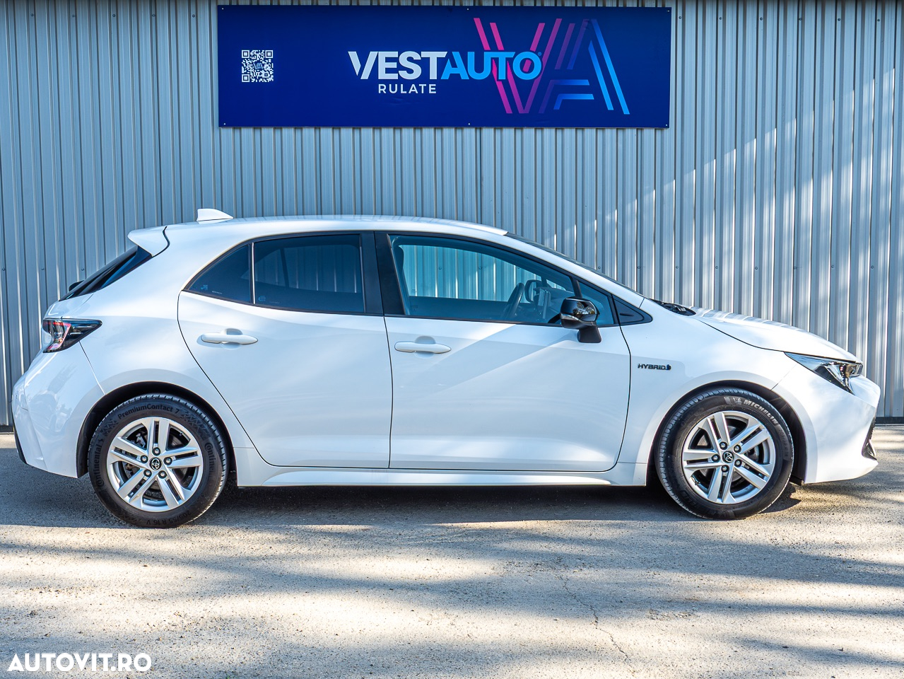 Toyota Corolla 1.8 HSD Business - 24