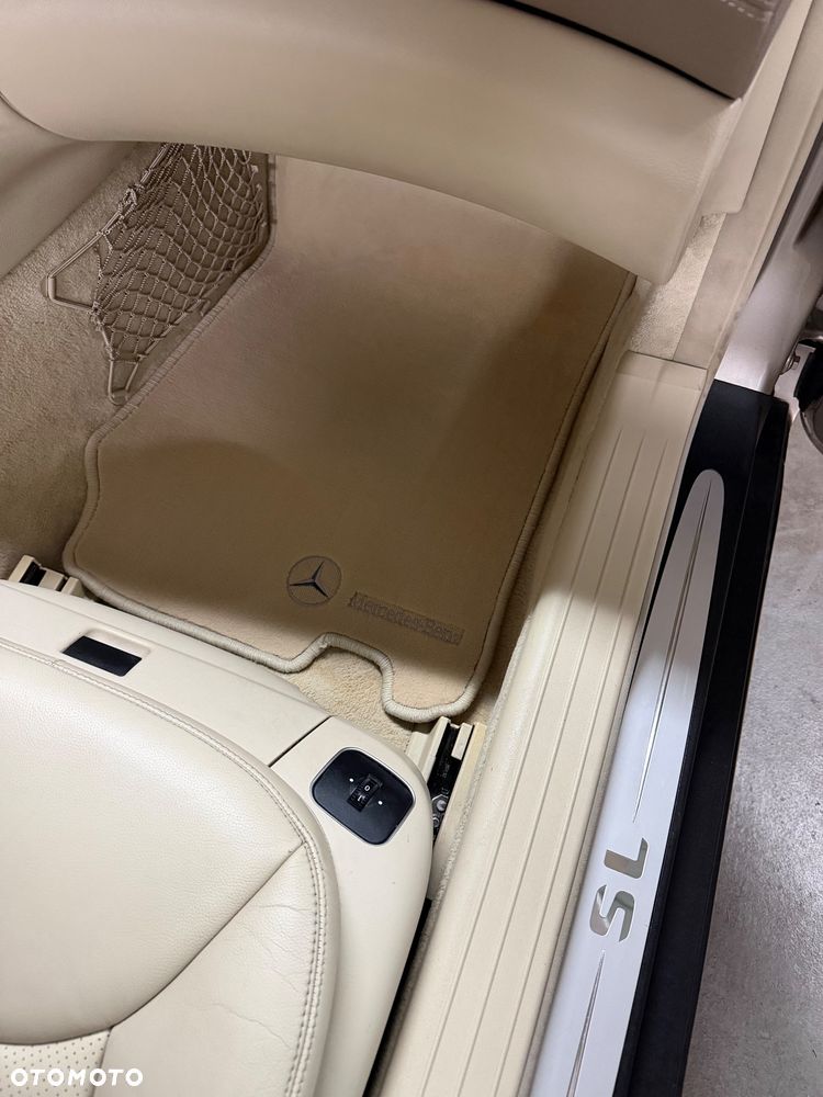 Mercedes-Benz SL 500 Edition 50 - 20