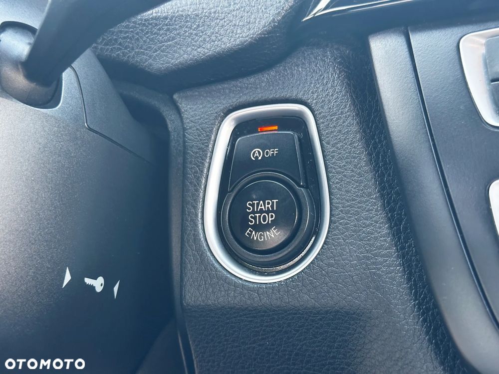 BMW Seria 3 - 34