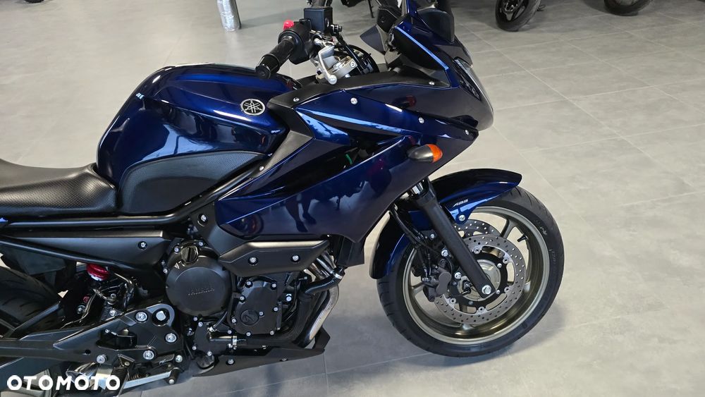 Yamaha XJ - 24