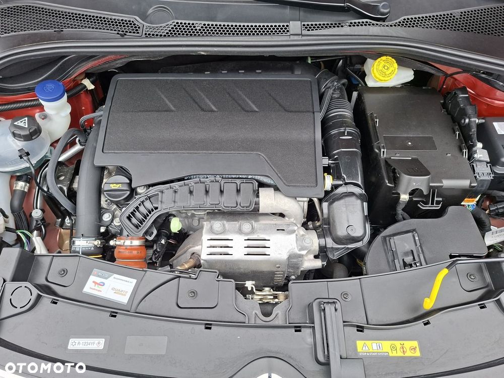 Citroën C3 1.2 PureTech Shine EAT6 - 28