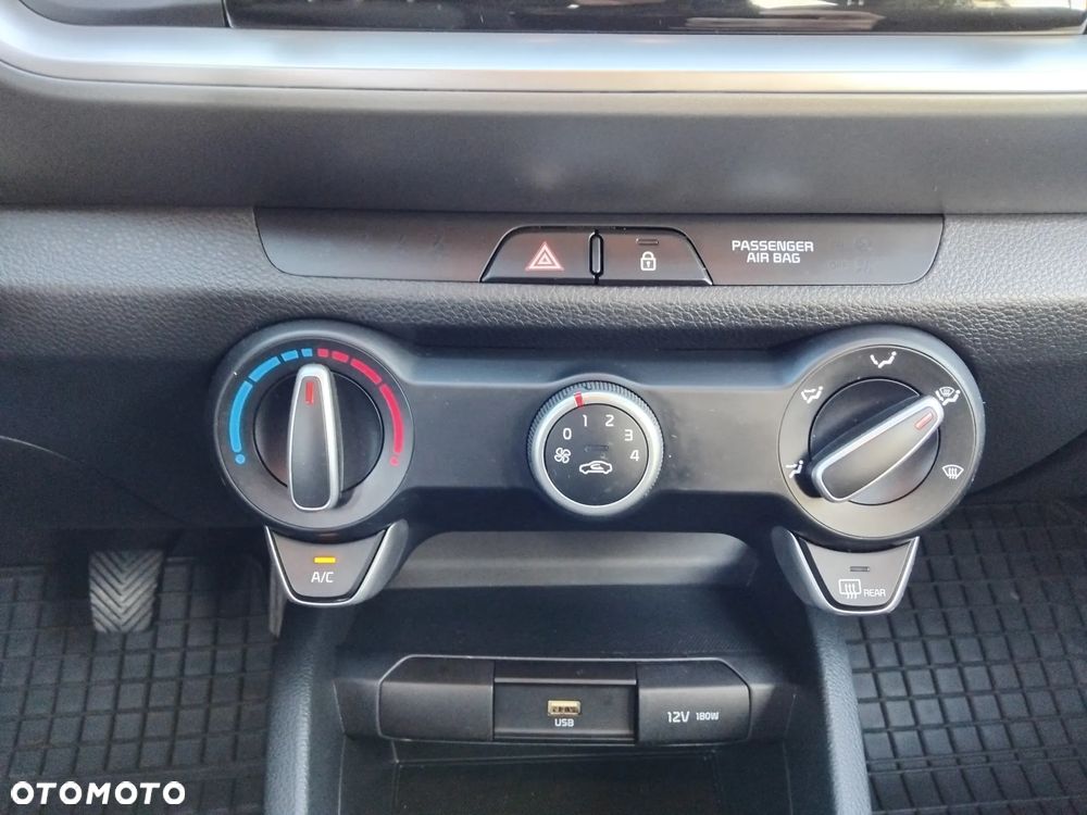 Kia Stonic 1.0 T-GDI M - 10