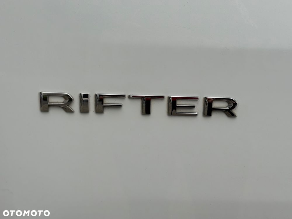 Peugeot Rifter - 16