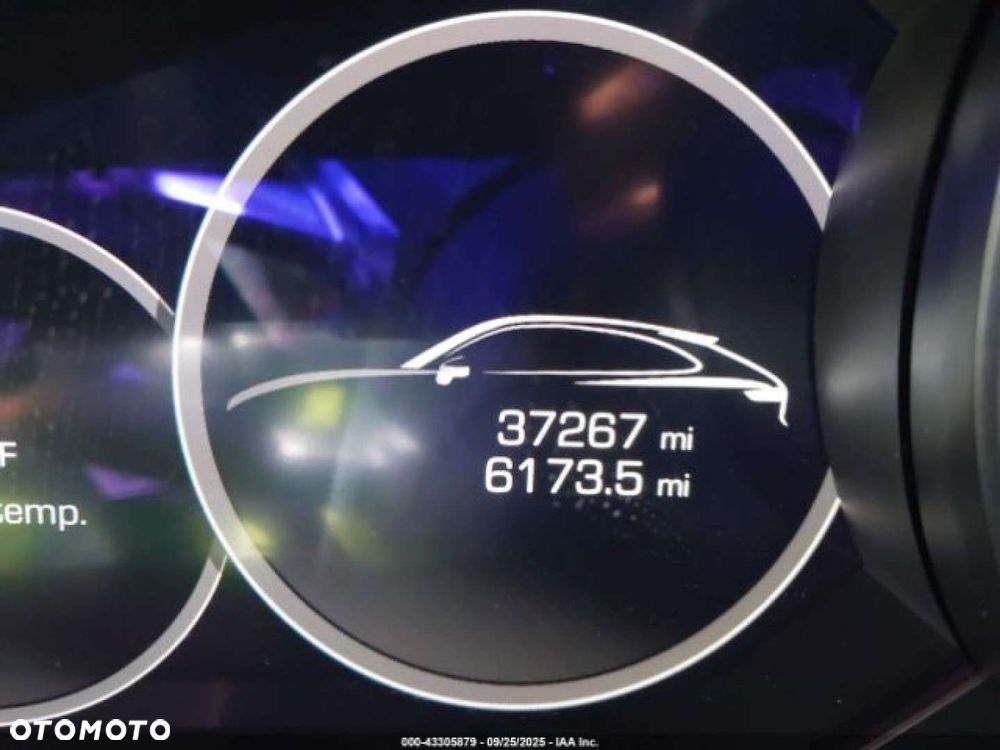 Porsche Cayenne - 12