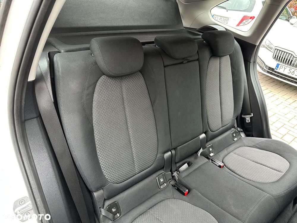 BMW X1 - 24