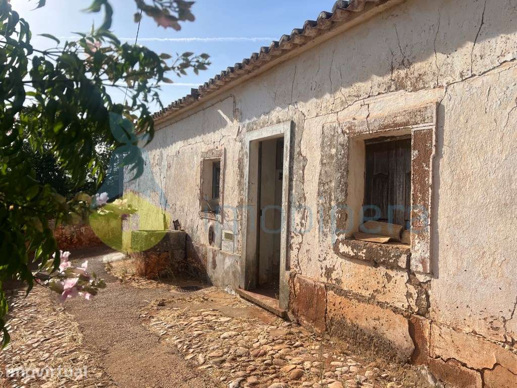 CASA ANTIGA POR RECUPERAR EM BENACIATE-SILVES-OPORTUNIDADE DE INVES... - Grande imagem: 2/24
