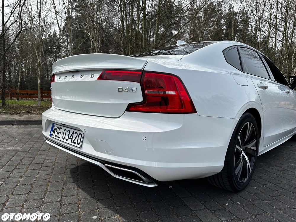 Volvo S90 D4 R-Design - 21