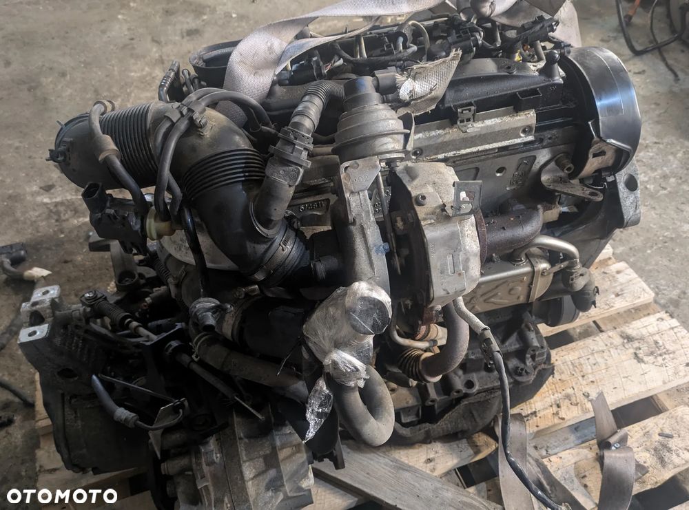 Silnik słupek 1.6 TDI CAY VW Audi Seat Skoda - 2