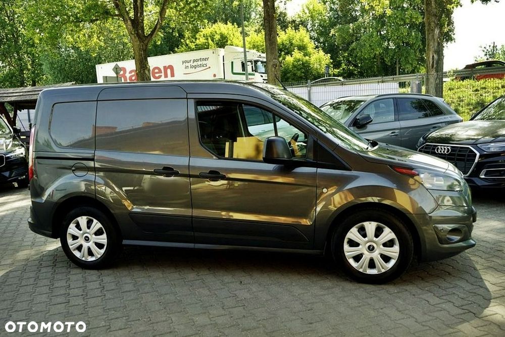 Ford Transit Connect - 12