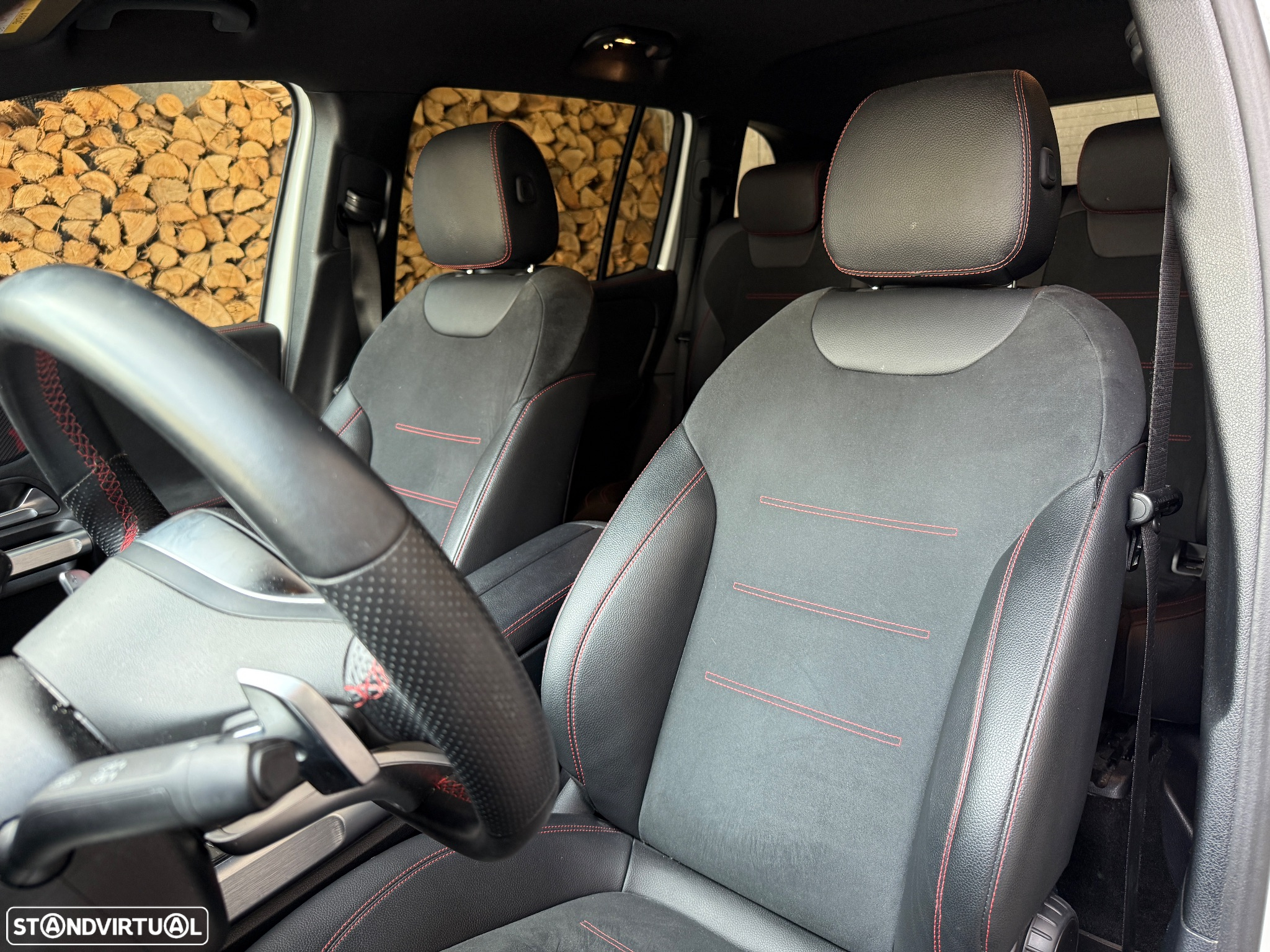 Mercedes-Benz GLB 180 d AMG Line - 14