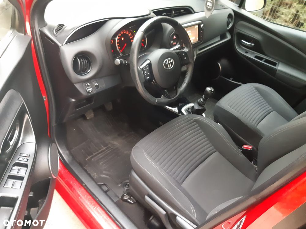 Toyota Yaris 1.33 Selection Passion - 19