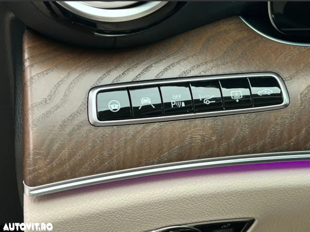 Mercedes-Benz E 43 AMG 4MATIC Aut. - 9