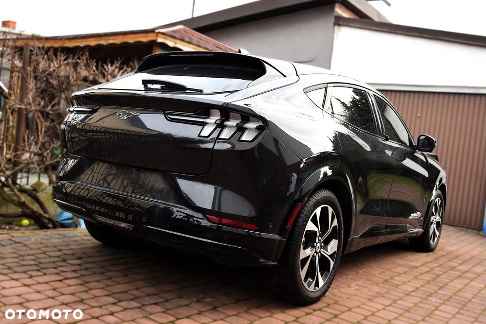 Ford Mustang Mach-E 98kWh AWD Premium - 6