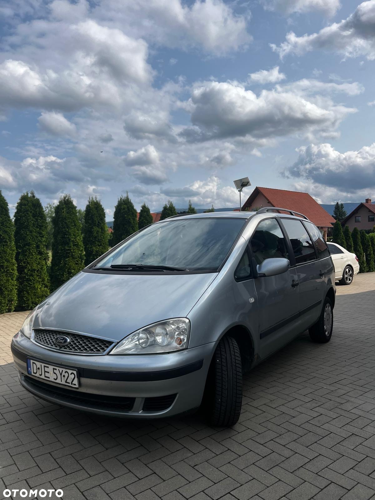 Ford Galaxy - 5