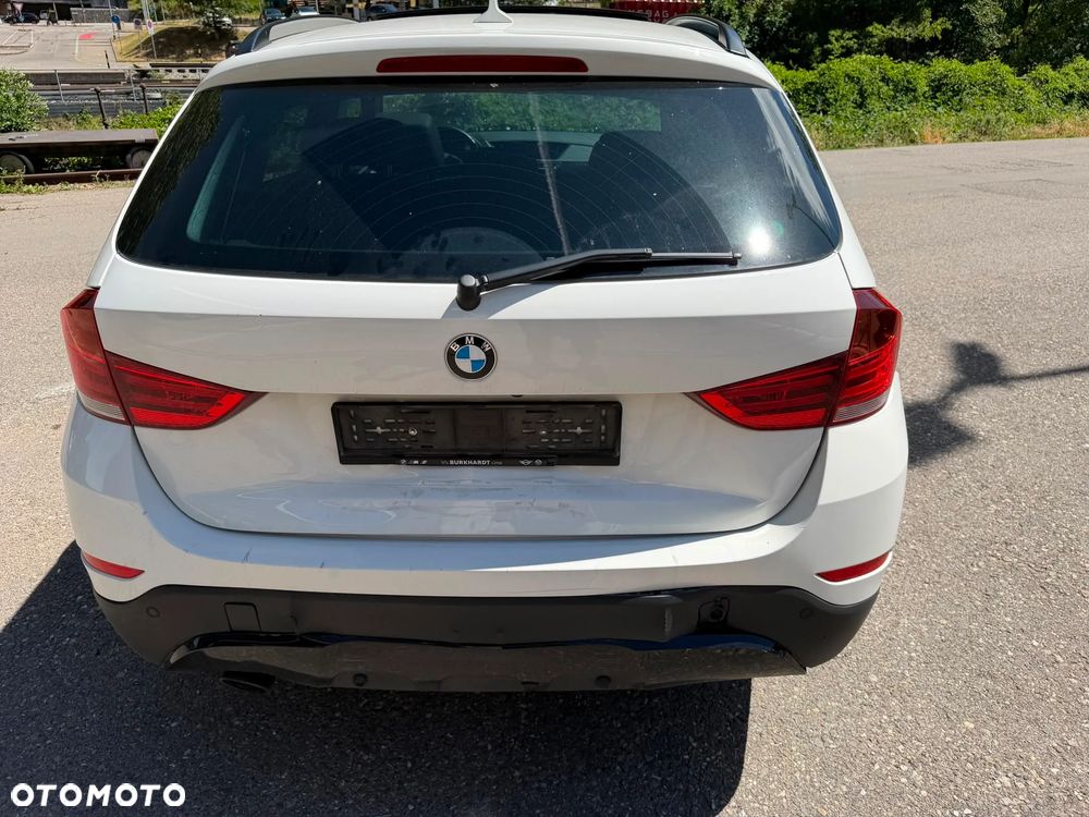 BMW X1 xDrive20d - 8