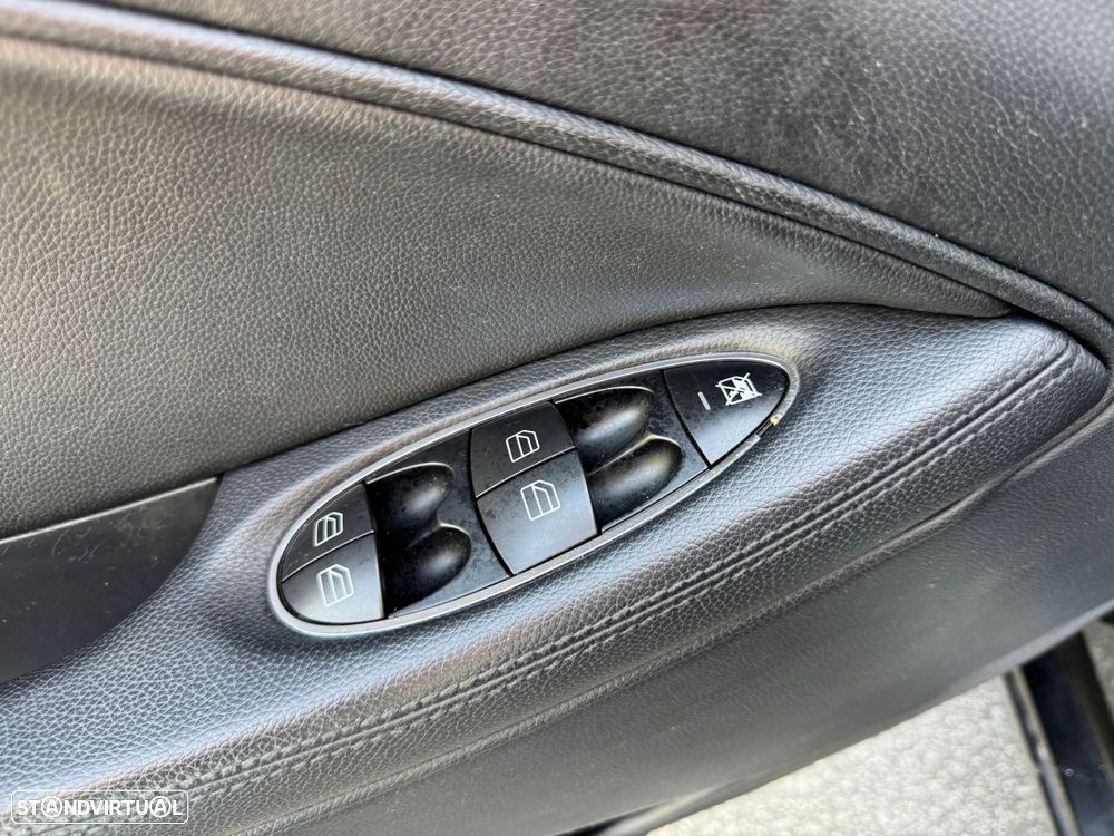 Mercedes-Benz CLS 320 - 16