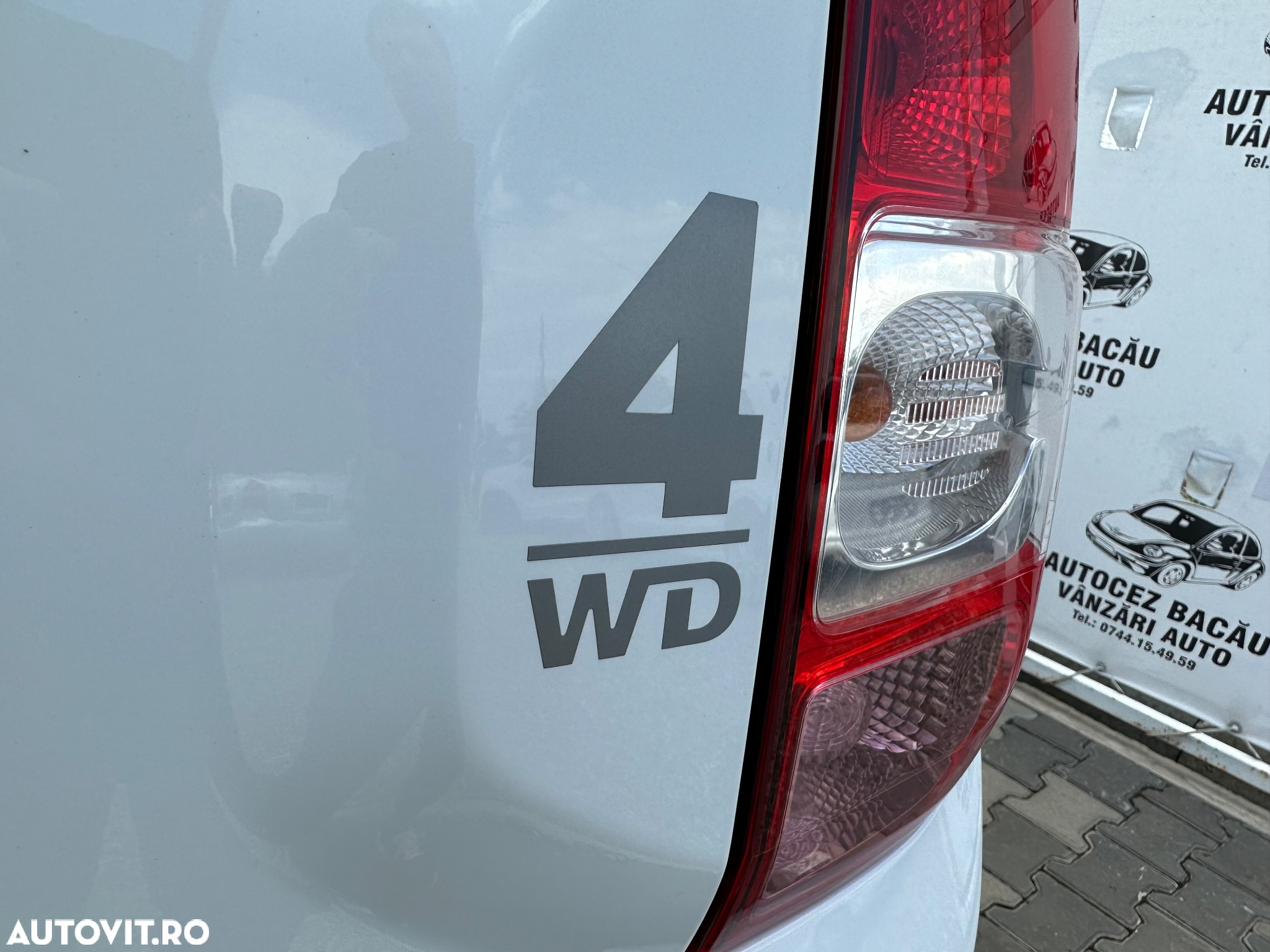 Dacia Duster 1.5 dCi 4x4 Laureate - 26
