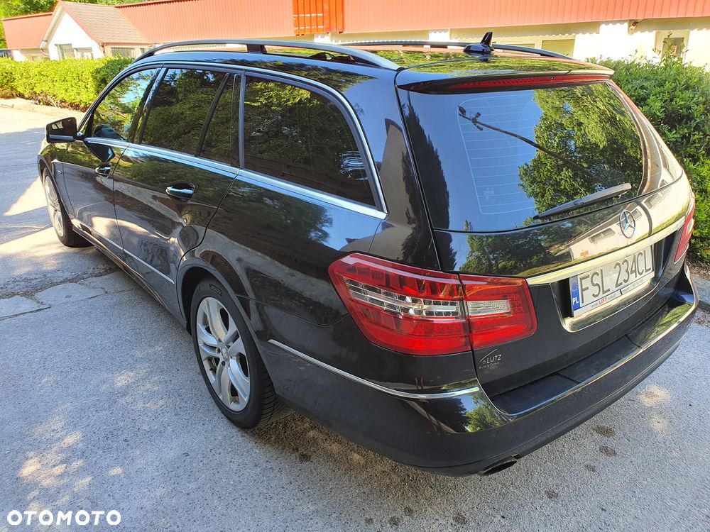 Mercedes-Benz Klasa E 200 CGI BlueEFFICIENCY Avantgarde - 4