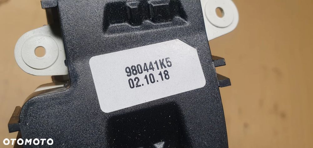 Kierunkowskaz lewy lusterka kierowcy Mercedes C-Klasa W203 980441K5 - 7