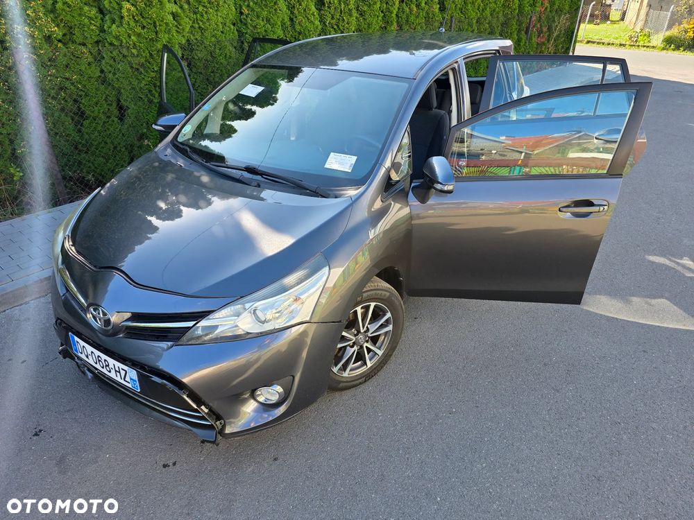 Toyota Verso 1.6 D-4D 5-Sitzer Start/Stop Life - 14