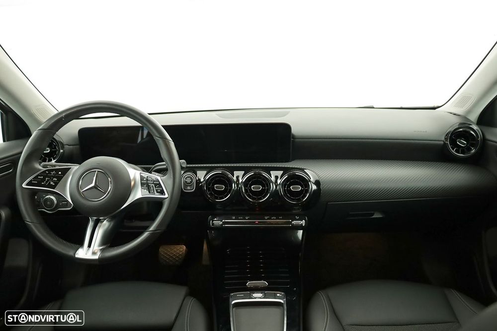 Mercedes-Benz A 200 Standard - 7