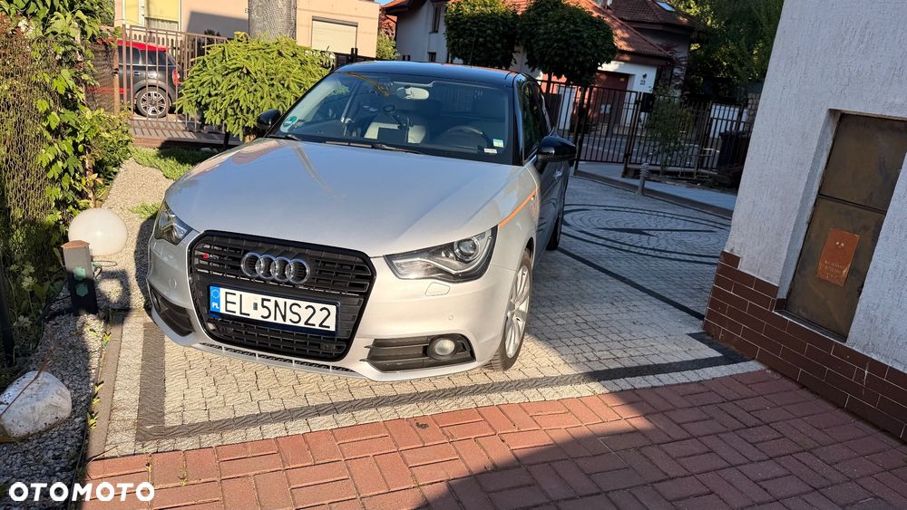 Audi A1 Sportback 1.6 TDI Ambition S tronic - 1