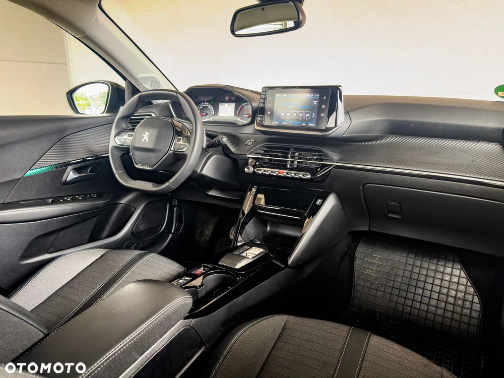 Peugeot 208 1.2 PureTech Allure Pack S&S EAT8 - 24