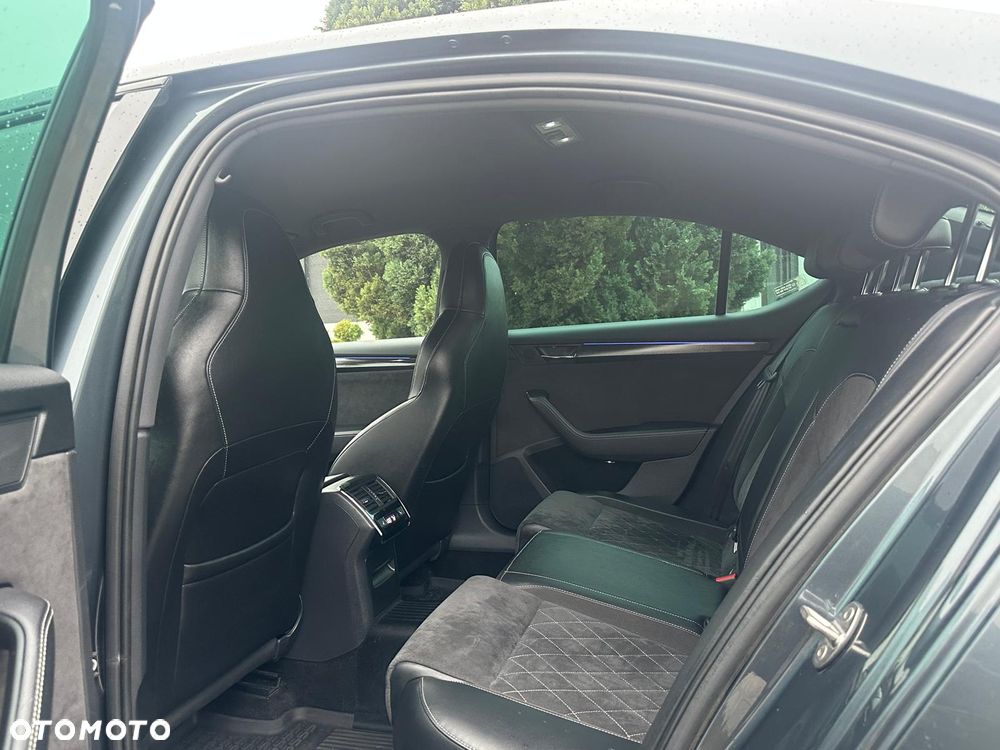 Skoda Superb 1.4 TSI Plug-In Hybrid Sportline DSG - 24