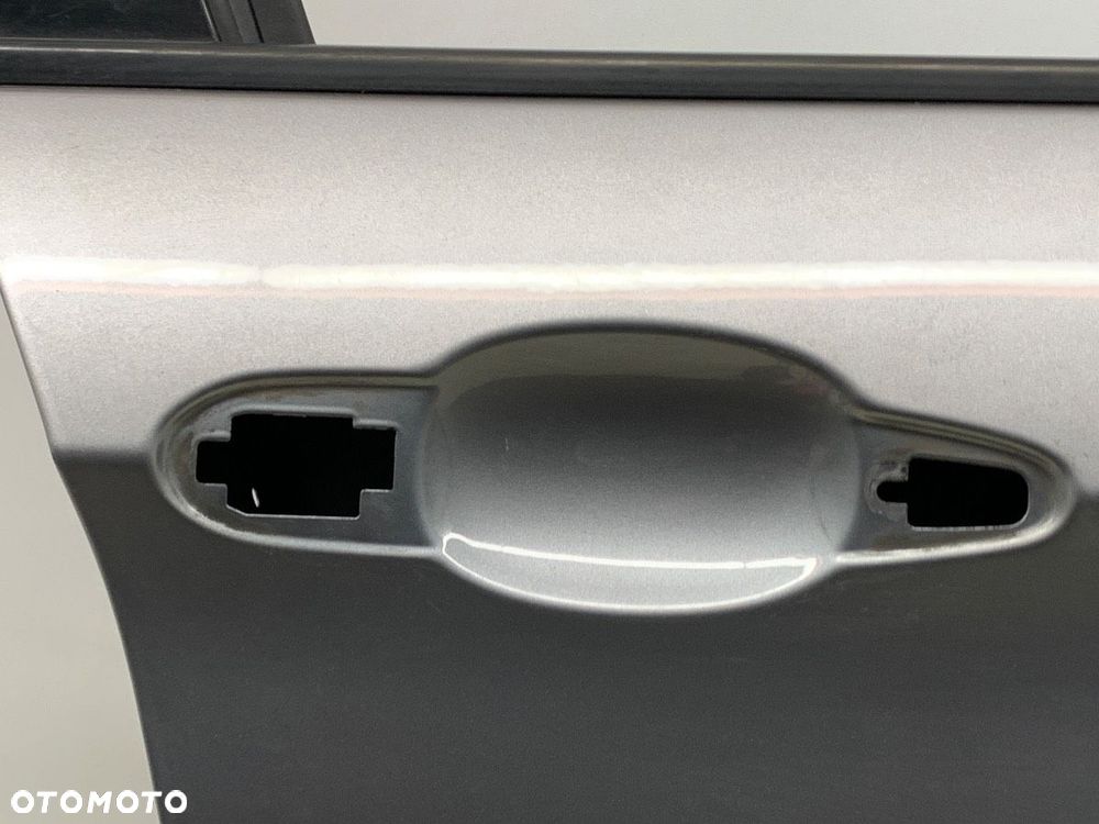 DRZWI PRAWY PRZÓD  BMW X1 (E84) 2009 - 2015 sDrive 18 d 105 kW [143 KM] olej napędowy 2009 - 2015 - 4