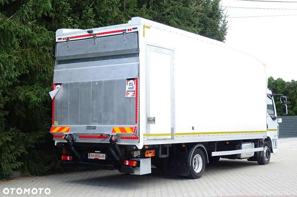 DAF LF 210 euro 6 kontener aerodynamiczny winda ,339tys.km - 36