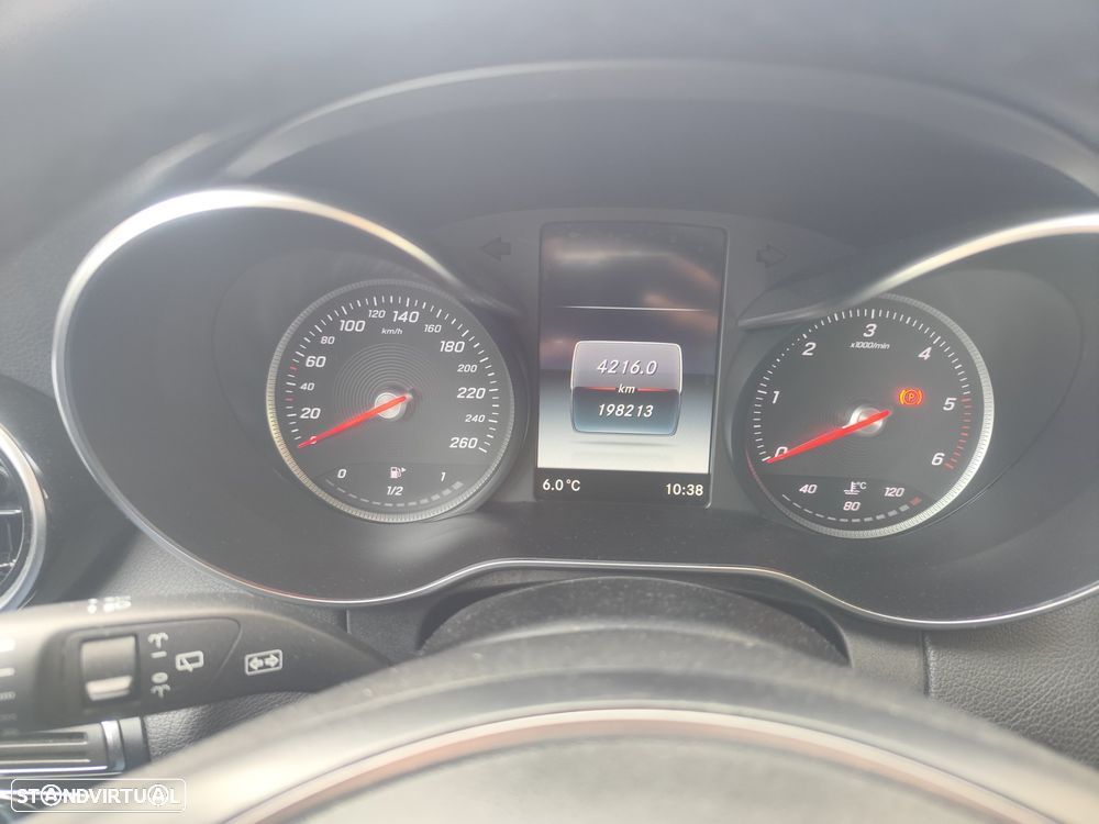 Mercedes-Benz C 200 d Avantgarde+ - 12