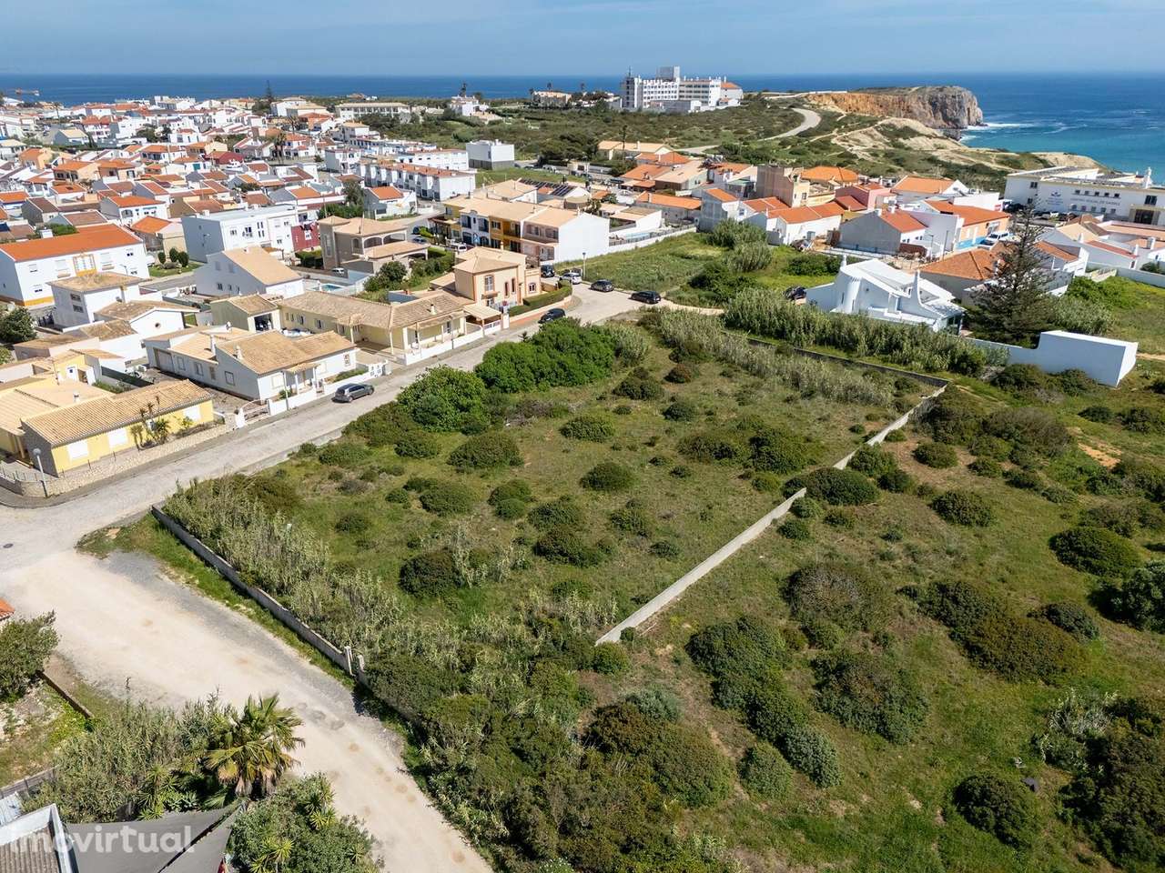 LOTE PARA DESENVOLVIMENTO URBANO À VENDA EM SAGRES, ALGARVE - Grande imagem: 4/11