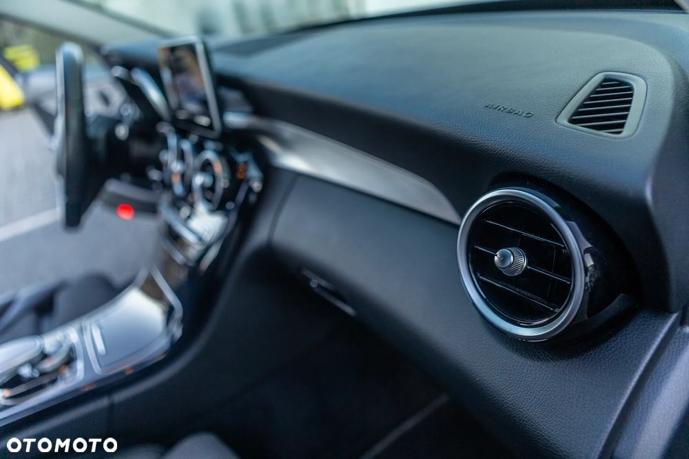 Mercedes-Benz Klasa C - 33