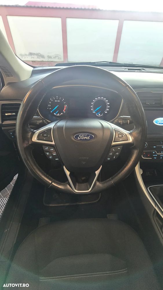 Ford Mondeo 2.0 TDCI Trend - 13