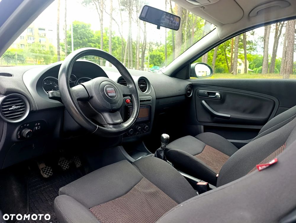 Seat Ibiza 1.4 16V Sport - 9
