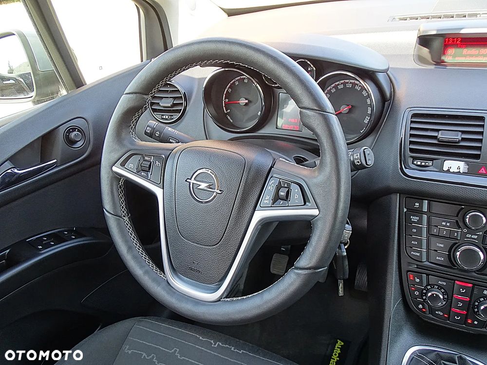 Opel Meriva 1.4 T Cosmo - 32