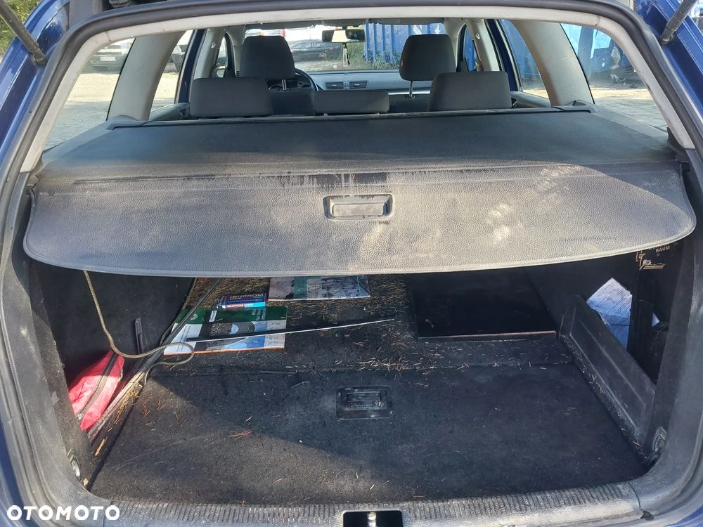 Volkswagen Passat B6 KOMBI silnik kompletny 2.0 TDI 140KM BKP Bmn Bmr Bkd Blb Bre Brf Brd Bsy Byl Bma Bwc skrzynia biegów JLU 6 biegów sprzęgło dwumasa lewarek drzwi prawe lewe przód tył klapa lusterko NIEBIESKI LC5E listwy chrom turbina turbosprężarka pompa maglownica zwrotnica zacisk kokpit panel dekory boczek drzwi tapicerka podsufitka podszybie fotel zestaw startowy sterownik szyba zamek lampa blenda wykładzina alufelgi roleta podłokietnik mechanizm tempomat kolektor osłona dolot tłumik wydech NA CZĘŚCI WSZYSTKIE CZĘŚCI - 30