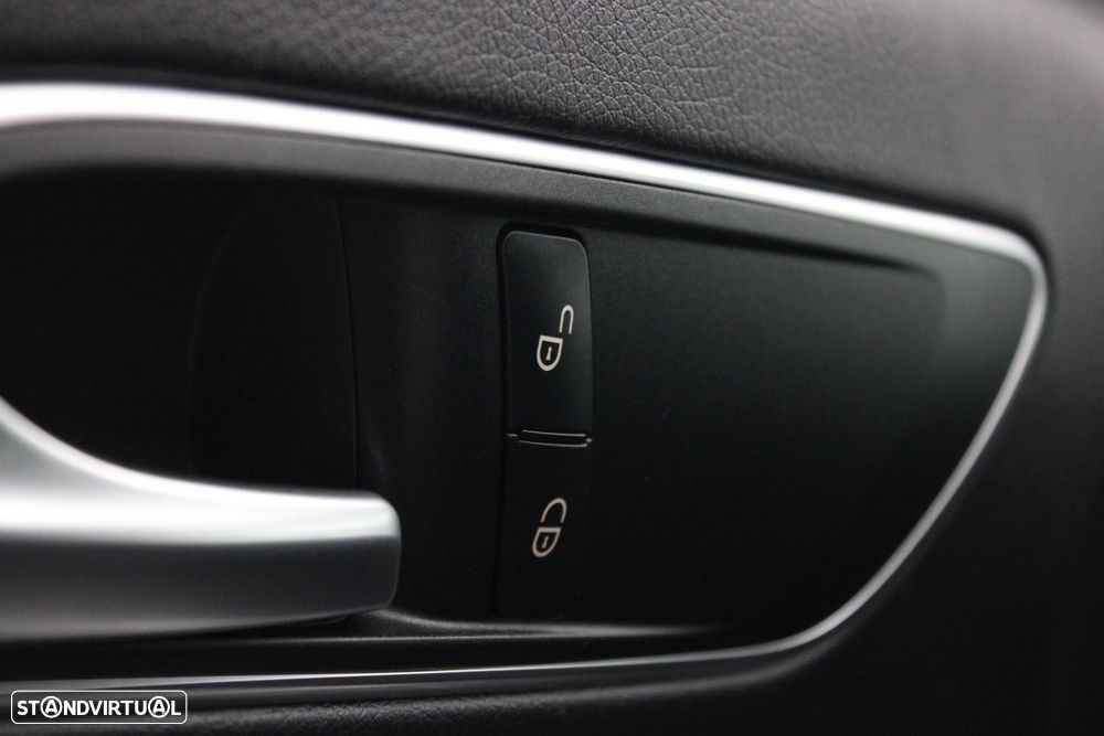 Mercedes-Benz A 180 d AMG Line Aut. - 30