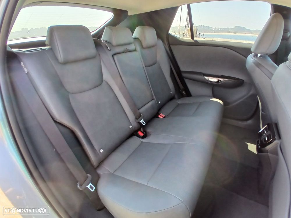 Lexus RZ 300e Premium - 23