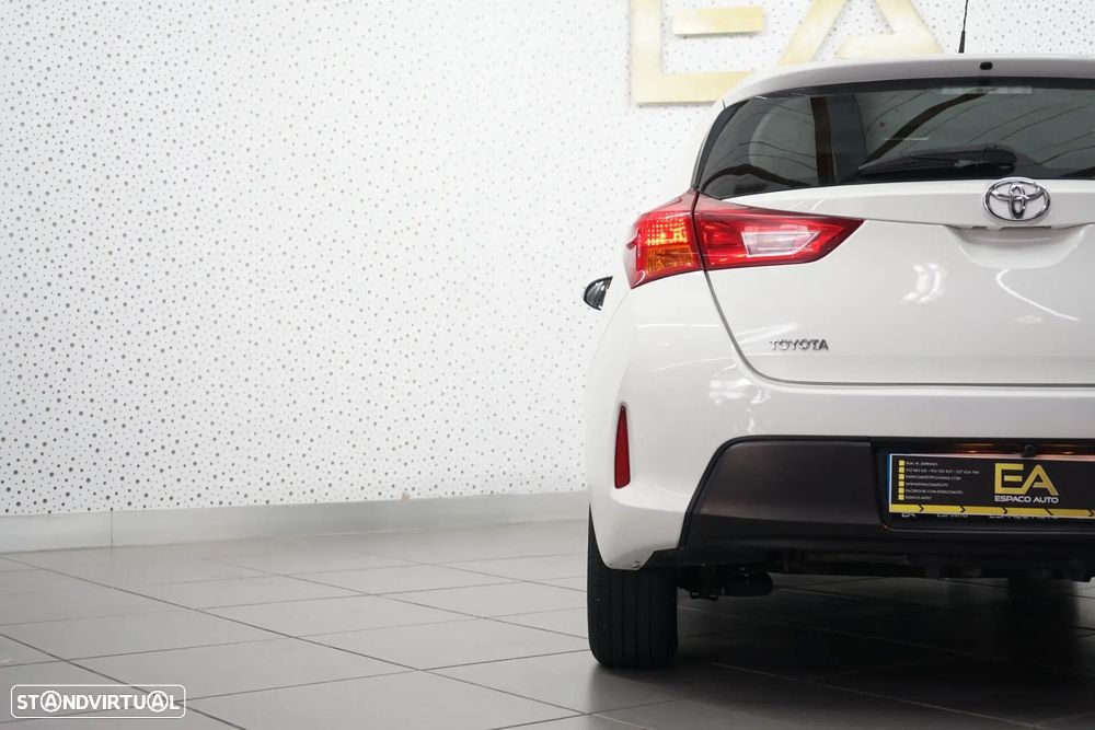 Toyota Auris 1.4 D-4D Comfort - 6