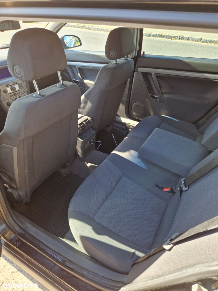 Opel Vectra 1.8 Caravan Business - 24