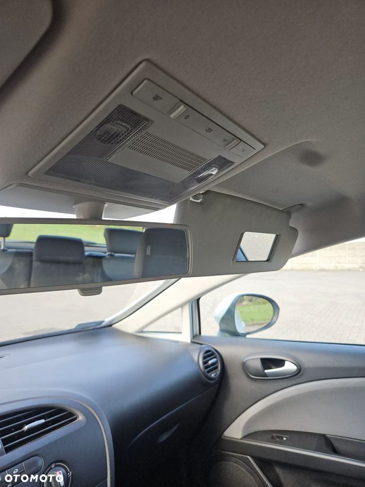 Seat Leon 1.2 TSI Ecomotive Reference Copa - 23