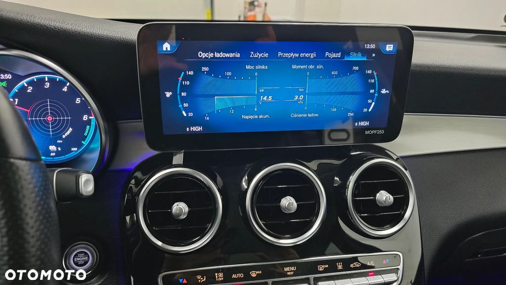 Mercedes-Benz GLC 300 de 4Matic 9G-TRONIC AMG Line Plus - 26