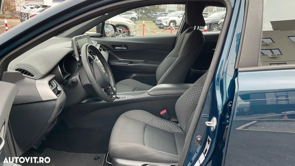 Toyota C-HR 1.8 HSD 122 CP 4x2 CVT Core - 33